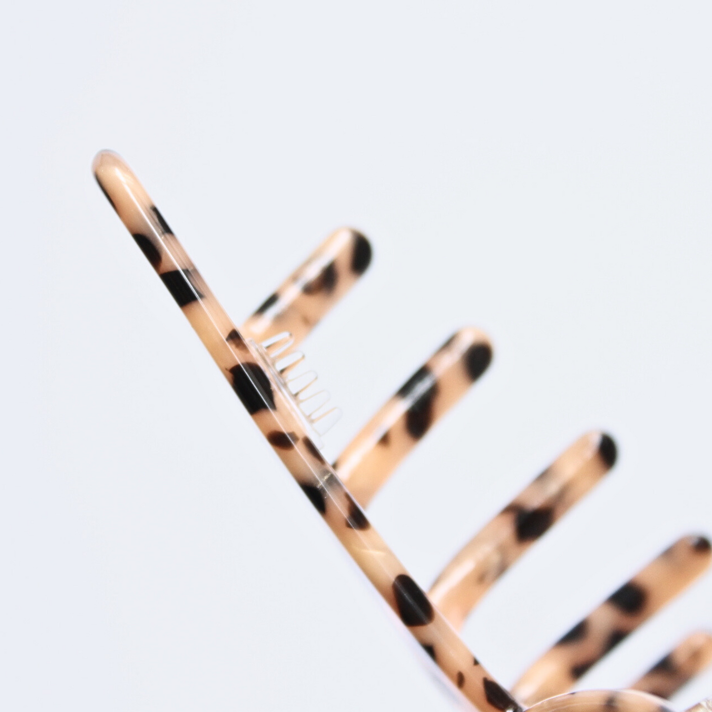 Inner strength medium hair claw clip animal print