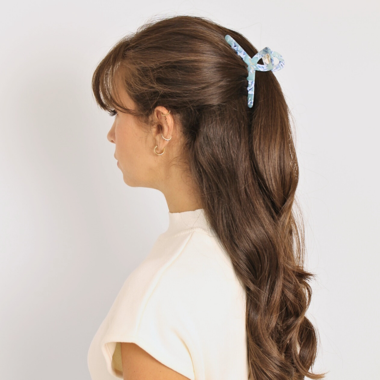 Inner strength medium hair claw clip sky