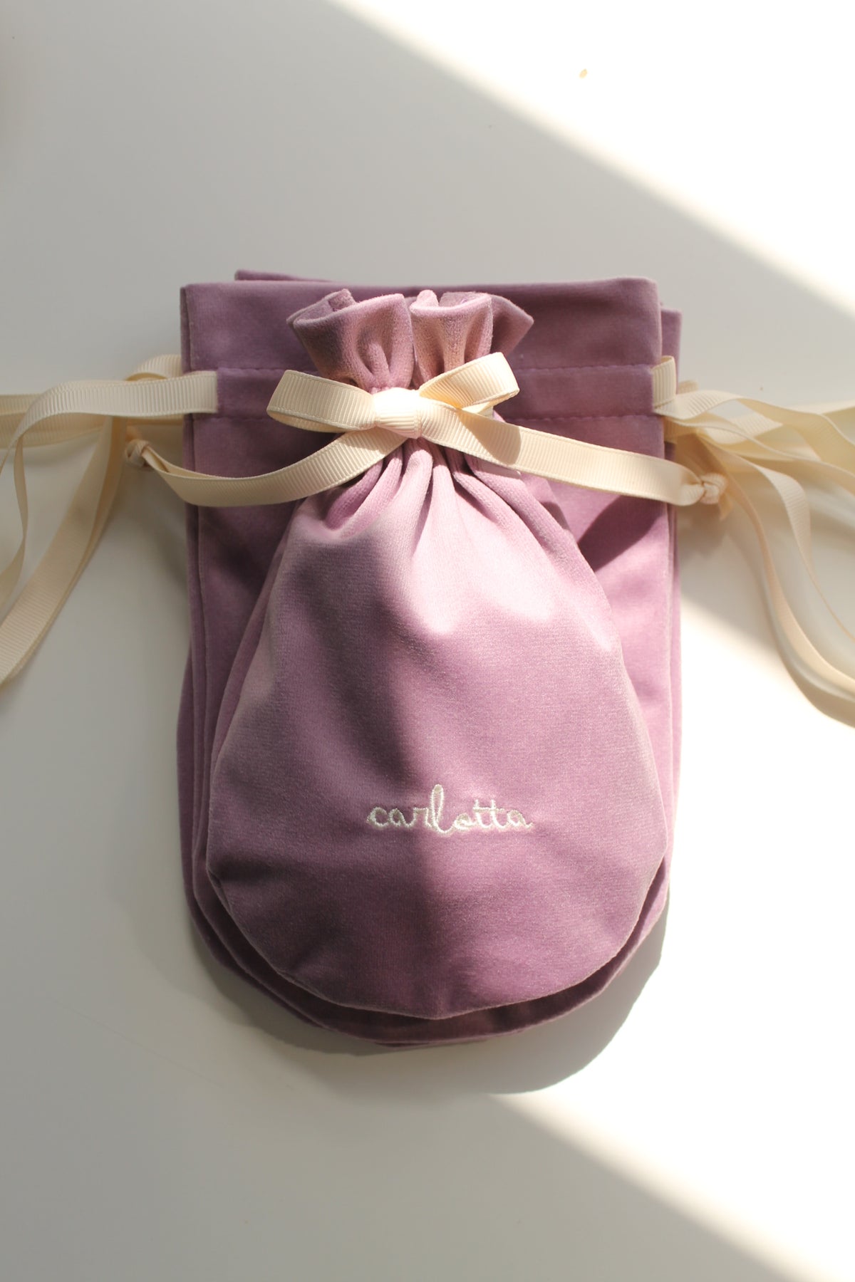 Gift: Pouch