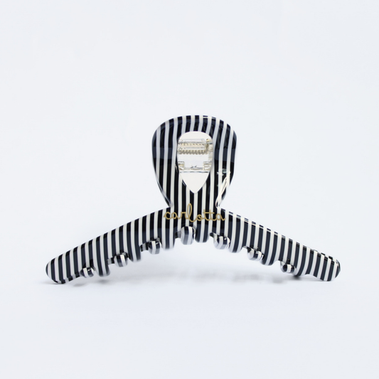 Inner strength medium hair claw clip black and white stripes