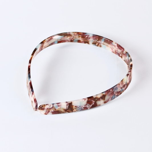 Resilient headband thin burgundy marble