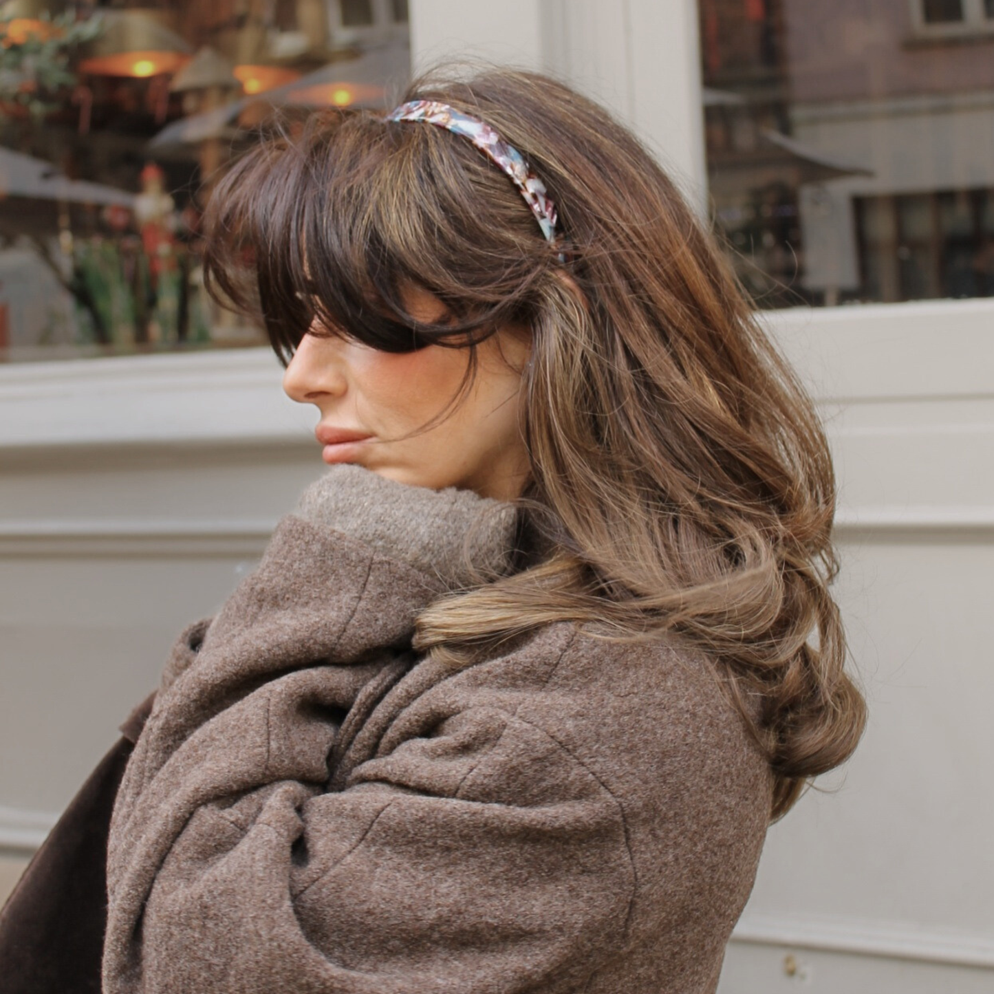 Resilient headband thin burgundy marble