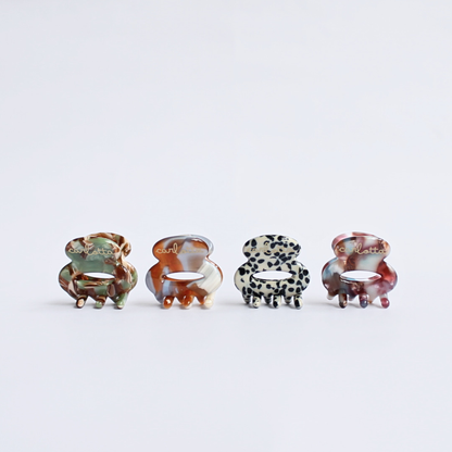 Daily habit mini hair claw clip - spring