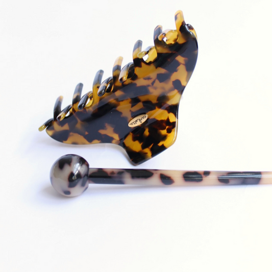 The tortoiseshell obsession set