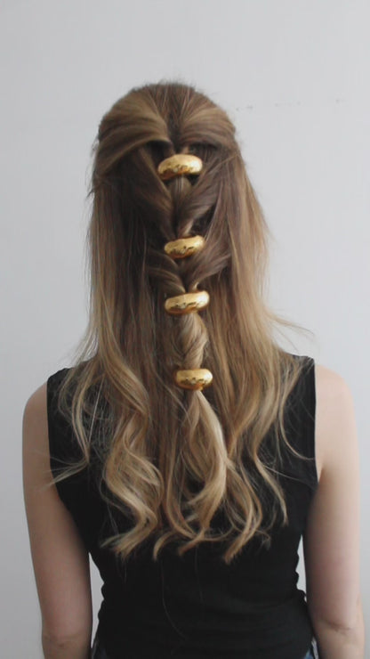 Endless_chic_tie_gold